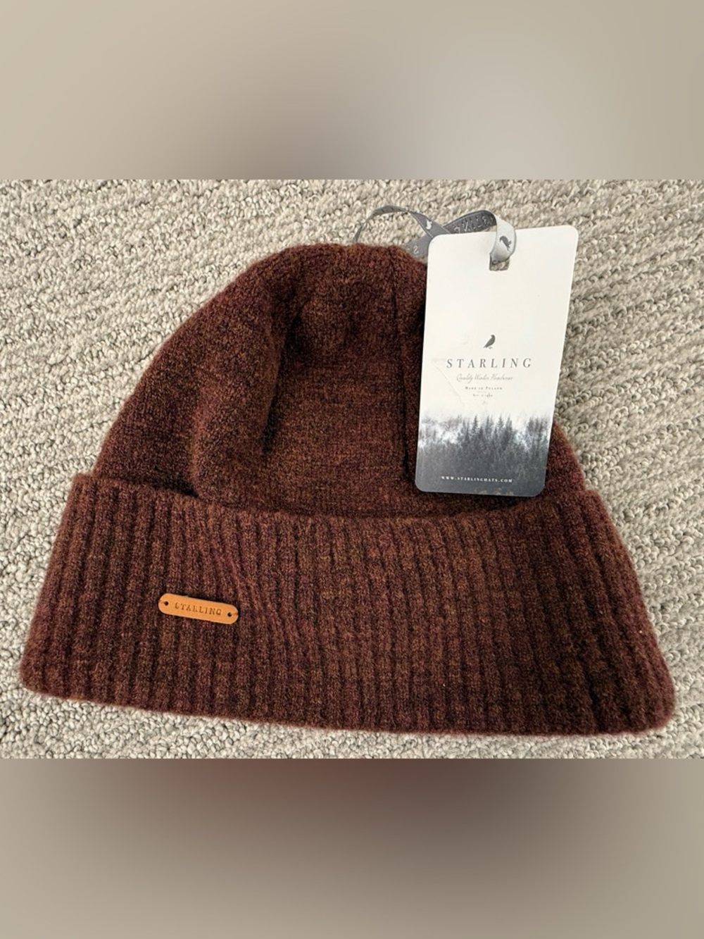 Turtlefur Starling beanie in a rich brown/rust red merle color, OS NWT